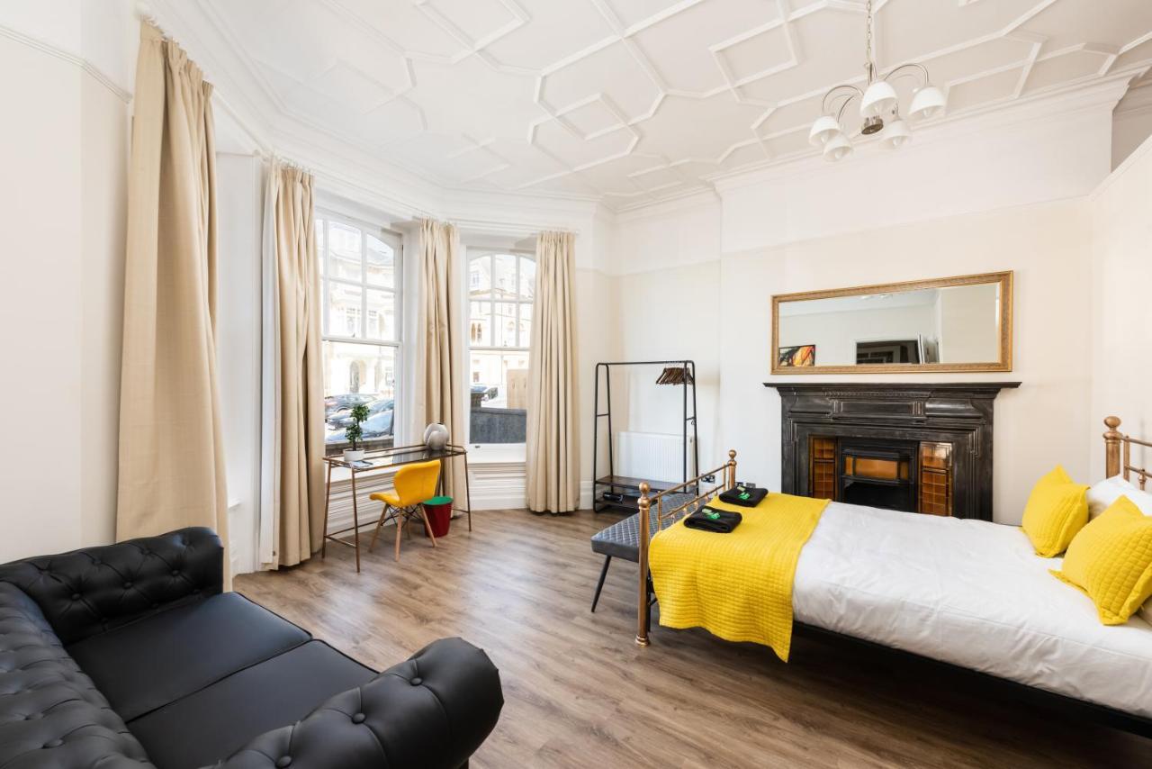 3 Bedroom Garden Apartment Opposite The Beach Brighton Exteriör bild