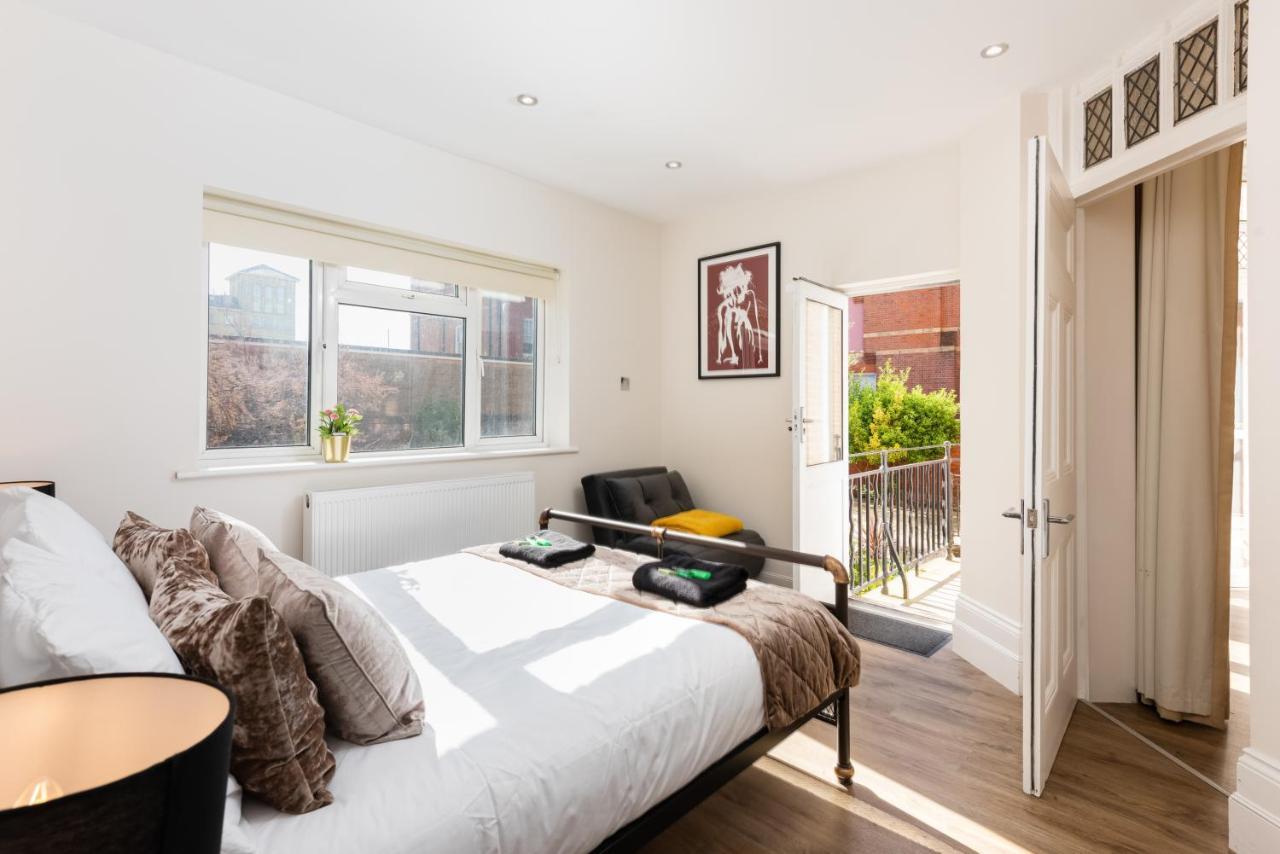 3 Bedroom Garden Apartment Opposite The Beach Brighton Exteriör bild