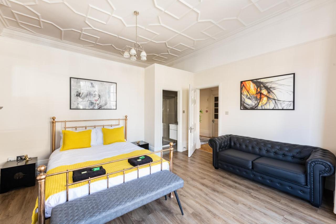3 Bedroom Garden Apartment Opposite The Beach Brighton Exteriör bild