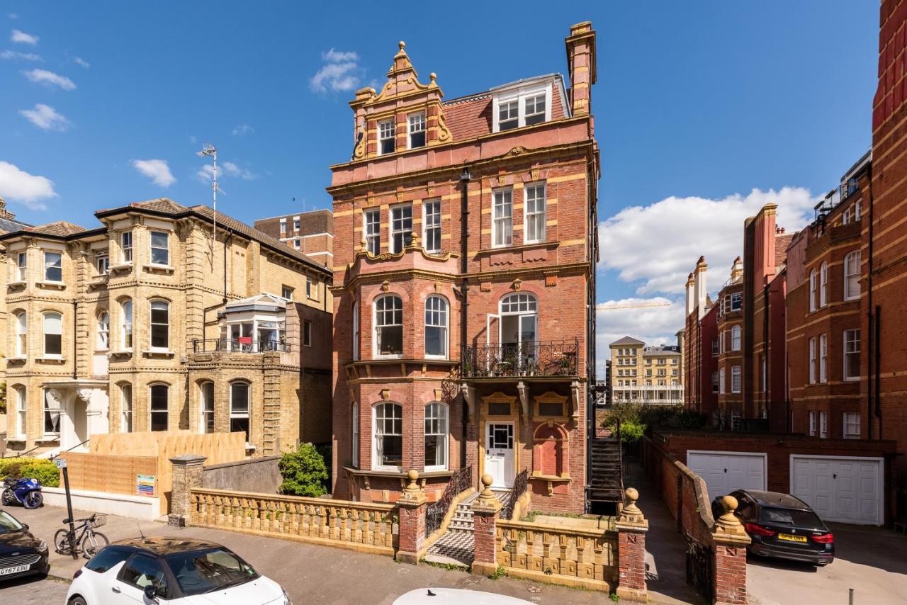 3 Bedroom Garden Apartment Opposite The Beach Brighton Exteriör bild